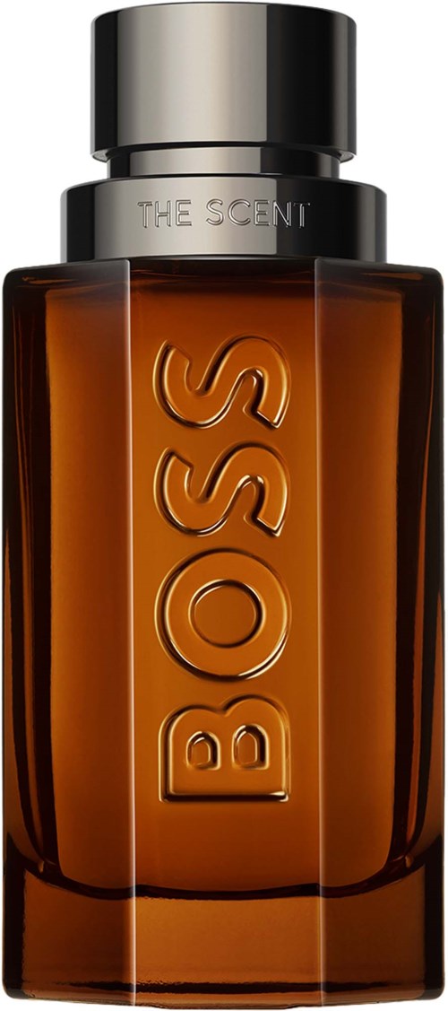 Een bruine glazen fles met zilveren dop en groot BOSS-logo op de voorkant.