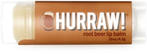 Lippenbalsam in Form eines Bierkrugs mit der Aufschrift 'HURRAW!' und 'root beer lip balm'.