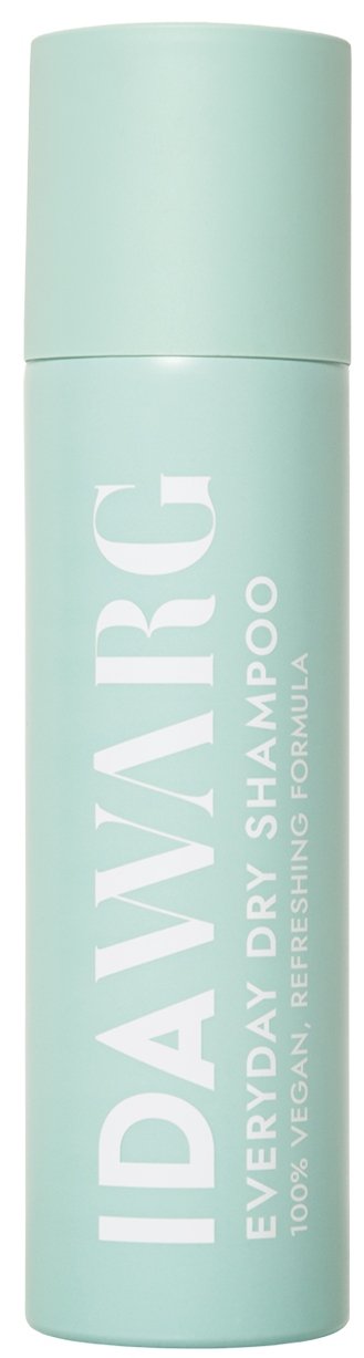 Lichtblauwe fles met 'EVERYDAY DRY SHAMPOO' voor verfrissing van haar.