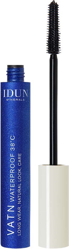 Blauwe waterproof mascara tube met witte tekst en open borsteldispenser.
