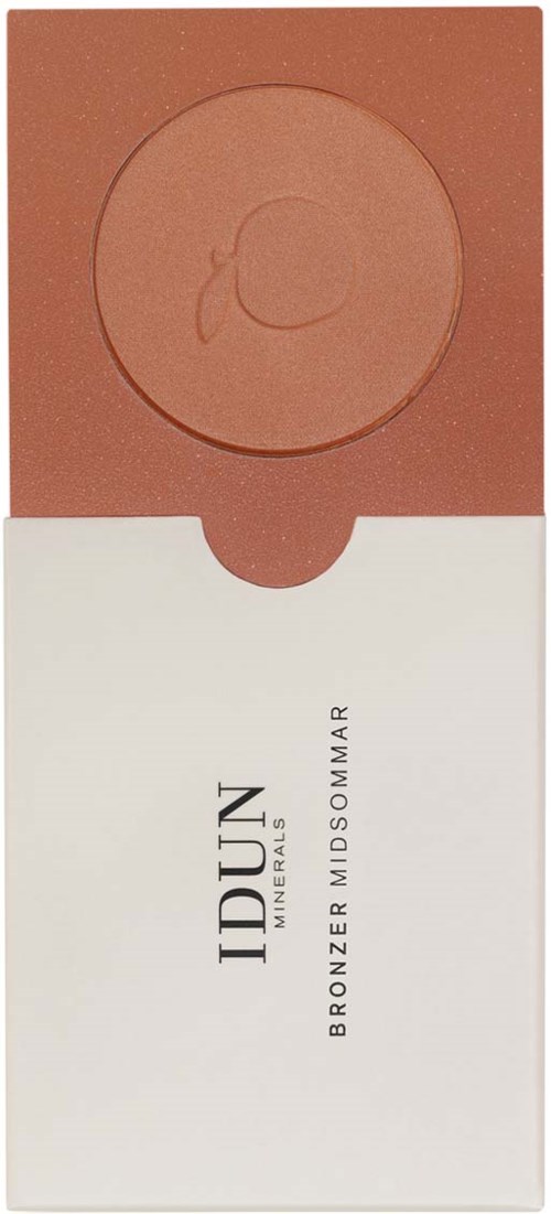 Ein Rouge-Kompakt mit Puder, IDUN Minerals Bronzer Midsommar. Einfaches Verpackungsdesign.