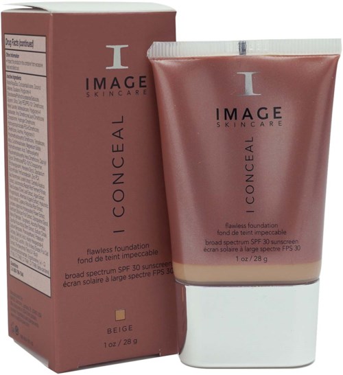 En rosa tube og eske med concealer fra IMAGE Skincare, merket 'flawless foundation' med SPF 30, for huddekning.