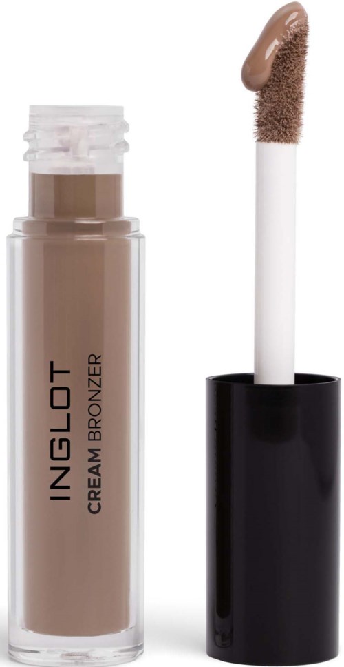 Ein beige flüssiger Concealer in einer transparenten Tube mit schwarzem Deckel und Schwammapplikator.