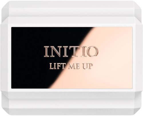 Ein Schönheitsprodukt namens INITIO Lift Me Up mit schlichtem, eleganten Design und sanftem Farbschema.