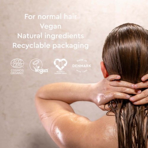 Tekstlijst met haarproducten: vegan, natuurlijke ingrediënten, milieuvriendelijke verpakking, gemaakt in Denemarken.