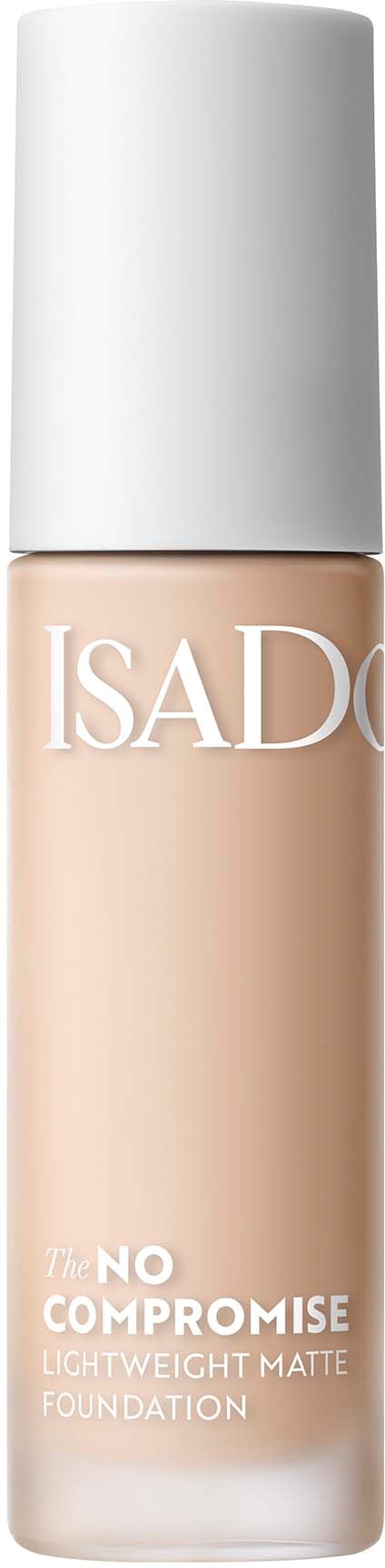 Isado lichte matte foundation fles met witte dop, beige vloeistof binnen, en merknaam op de voorkant.