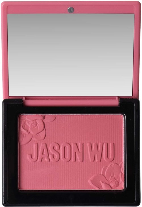 Roze make-up spiegel met blush genaamd 'Jason Wu'.