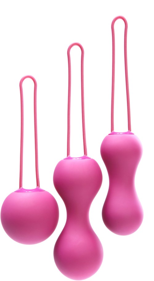 Kolme pinkkiä seksilelua, joilla on erilaisia muotoja, roikkuvat valkoisen taustan edessä.