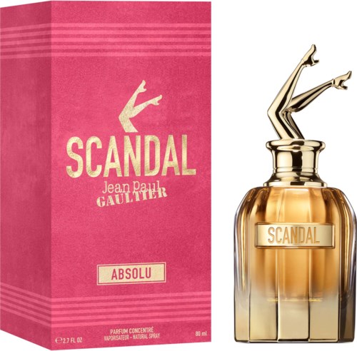 Een parfumfles met een gouden dop en benen uit, naast een roze doos met de tekst Scandal Absolu.