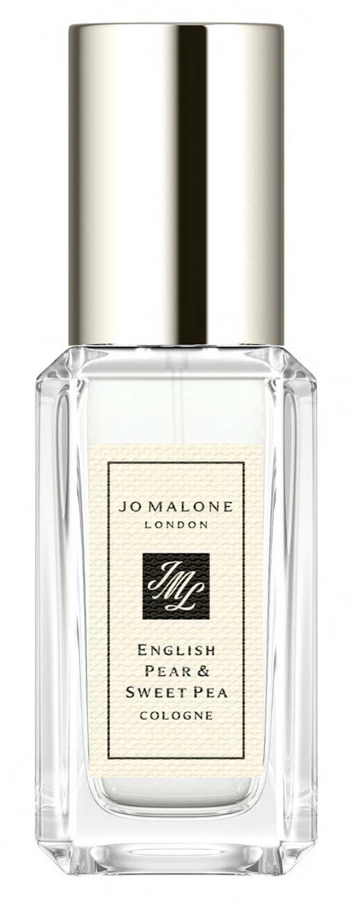 En klar glasparfymflaska med silverlock, märkt "Jo Malone London" och "English Pear & Sweet Pea."