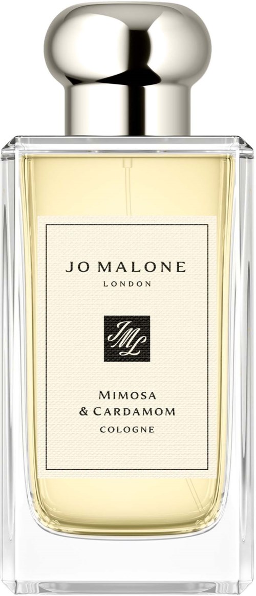 En klar glasflaska med en silverfärgad rund kork, innehållande ljusgul cologne märkt Jo Malone Mimosa och Cardamom.