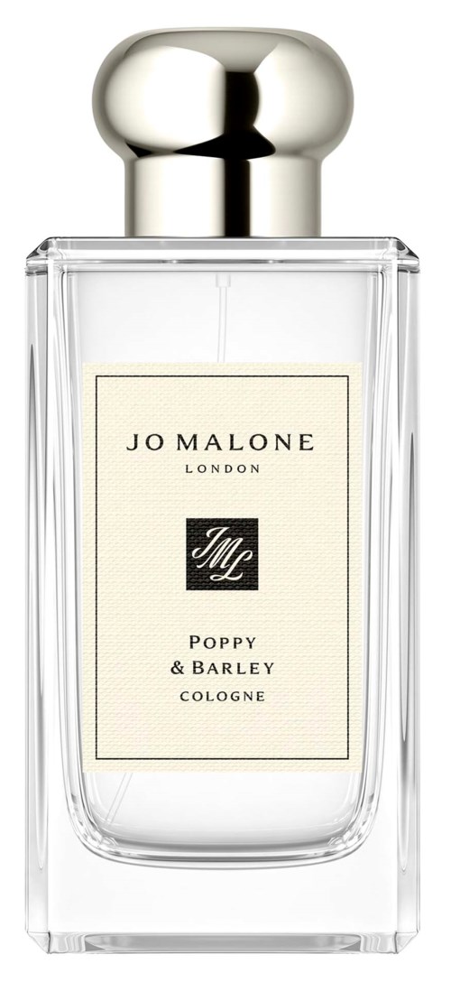 En genomskinlig parfymflaska i glas med en silverfärgad kork och en enkel etikett. Etiketten säger Jo Malone London Poppy & Barley Cologne.