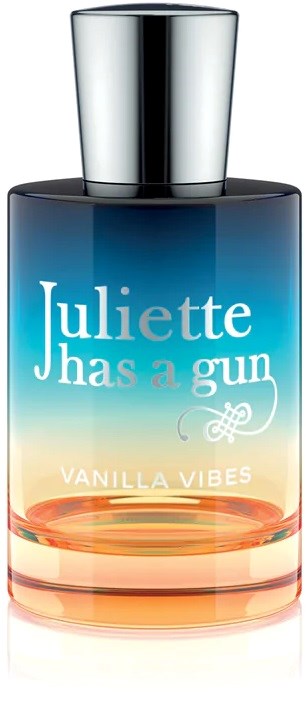 Een parfumfles met een blauwe en oranje gradient, zilverkleurige dop en de tekst "Juliette has a gun" met "Vanilla Vibes."