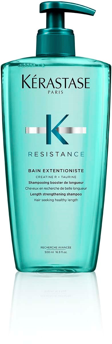En turkos schampokopp med pump, märkt 'Kérastase Resistance Bain Extentioniste' för långt hår.