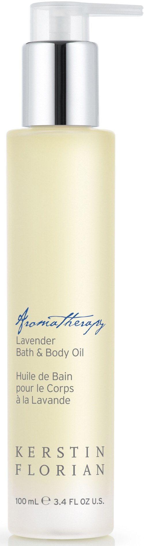 En lång, vit flaska med pump, märkt som lavendelbad- och kroppsolja av Kerstin Florian.