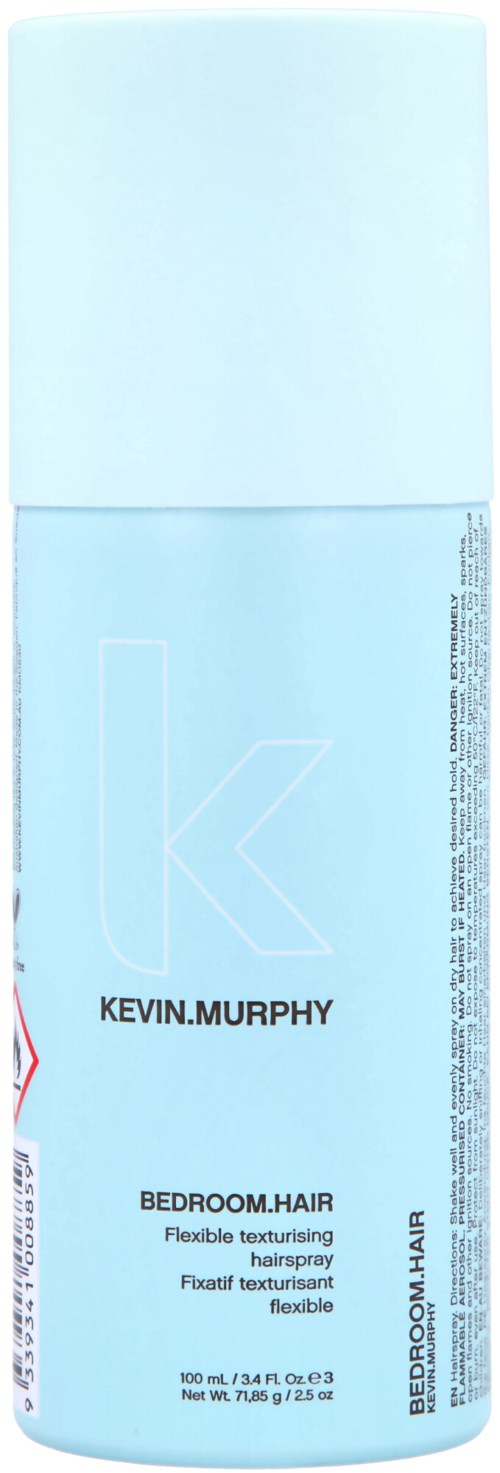 Eine hellblaue Flasche mit schwarzem Text, zeigt den Markennamen Kevin Murphy und erwähnt Schlafzimmer-Haarspray.