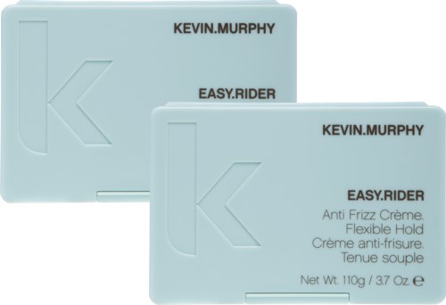 Zwei hellblaue Behälter mit schwarzem Text, gekennzeichnet Kevin.Murphy Easy.Rider, enthalten Anti-Frizz-Creme für das Haarstyling.