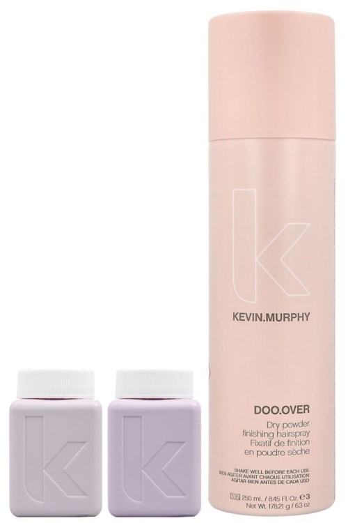 En høy rosa beholder med navnet Kevin Murphy og to små lilla krukker foran.