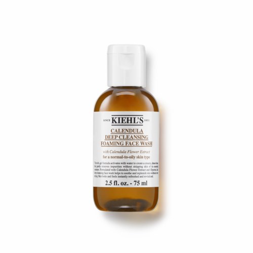 Eine braune Flasche mit weißem Deckel und Etikett für Kiehls Calendula Deep Cleansing Foaming Face Wash.