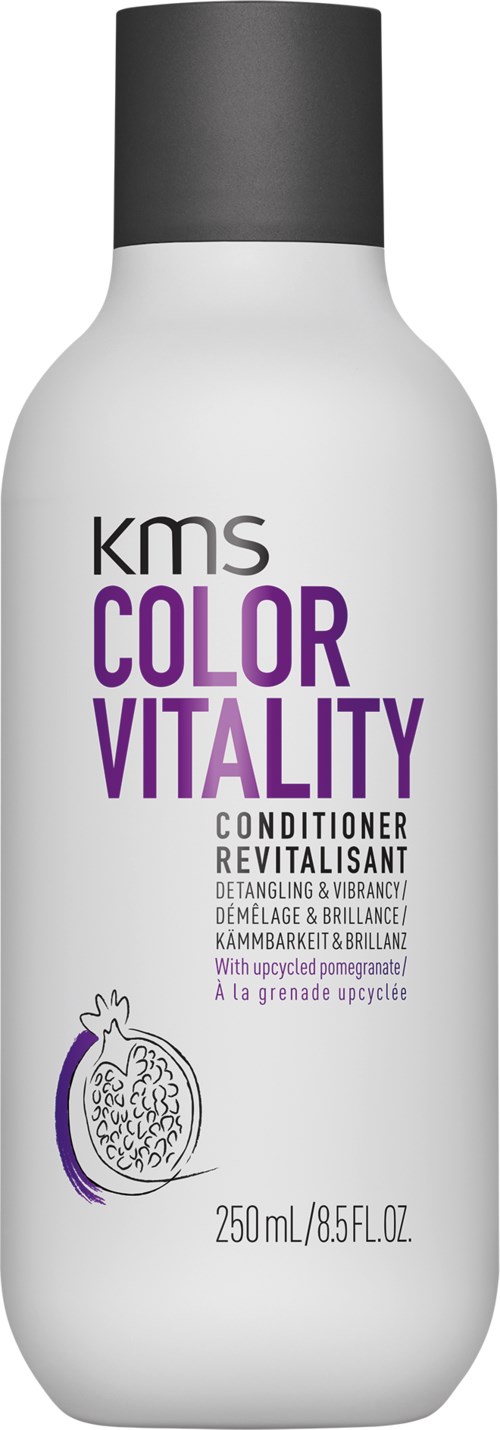 Een witte fles KMS Color Vitality conditioner met paarse en zwarte tekst en een granaatappeldrawing.