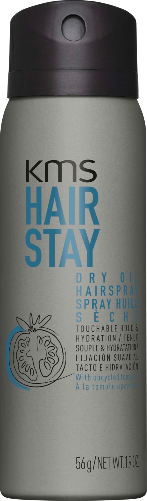 Een grijze en zwarte sprayfles met de tekst "KMS Hair Stay" in blauw, met een granaatappelschildering.