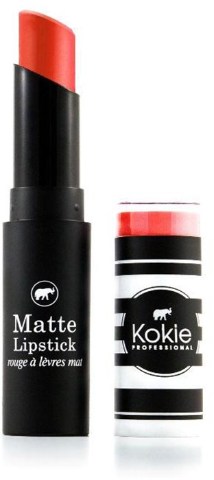 En svart leppestiftetube med rødt leppefarge, og en annen beholder merket 'Kokie'.