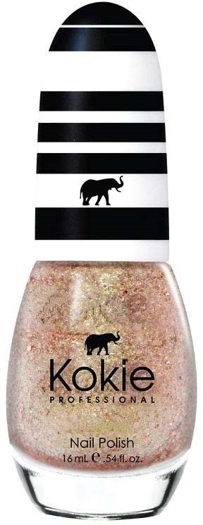 Eine Kokie Professional Nagellackflasche mit schwarz-weiß gestreiftem Deckel, Elefantenlogo und rosa Glitzerlack.