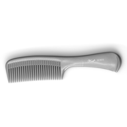 Ein grauer Haarbürste mit breiten und schmalen Zähnen und einem gebogenen Griff. Auf der Bürste ist Text.