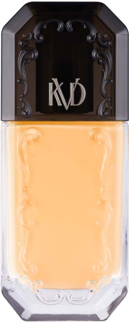 En beige flytande foundation i en glasflaska med en svart och brun dekorativ topp och 'KVD'-logga.