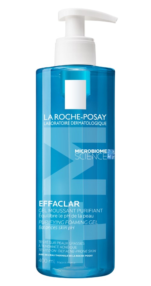 Blaue Flasche mit Pumpe, beschriftet La Roche-Posay Effaclar reinigendes Schaumgel für fettige Haut.