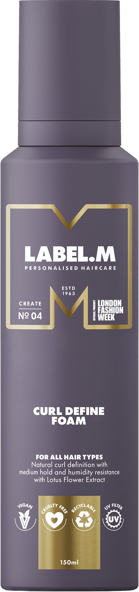 En grå sprayflaska märkt 'LABEL.M' med information om lockskum för alla hårtyper.