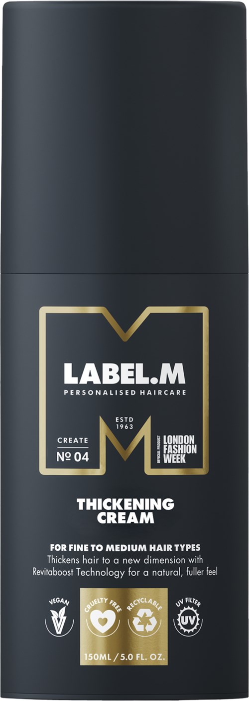 En svart, cylindrisk behållare med etikett för förtjockningskräm, tillverkad av LABEL.M, för medelhår, 300 ml.