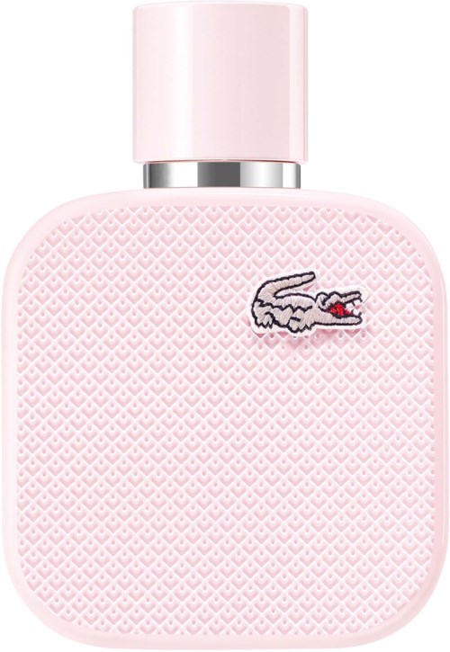 Een roze parfumfles met een getextureerd oppervlak en een klein krokodillenlogo.