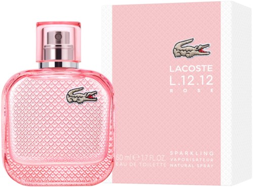 Een roze Lacoste-parfumbidon en doos, met een klein krokodillenlogo en de naam L.12.12 Rose.