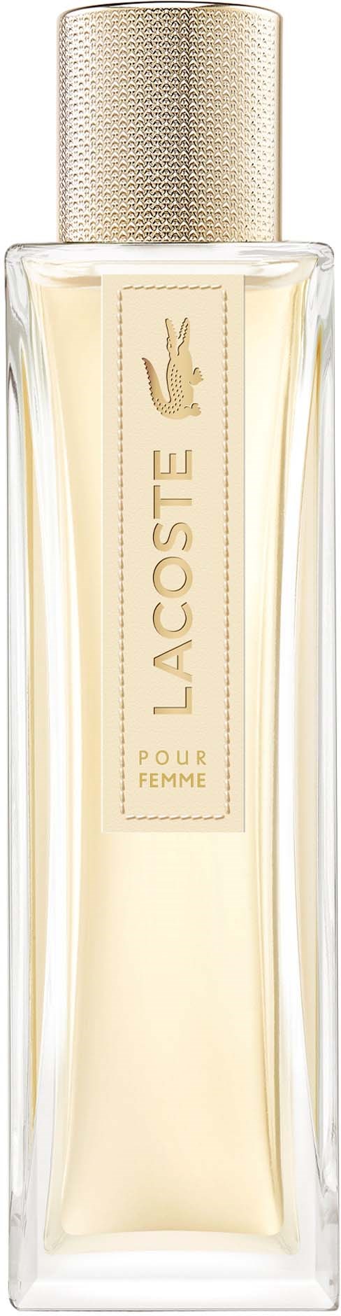 Een lange, heldere fles met een gouden dop en etiket, bevat parfum. Het etiket zegt Lacoste Pour Femmes.