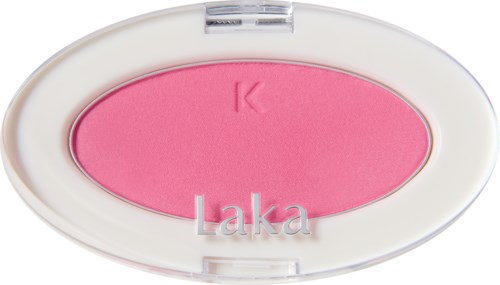 Een roze blush in een witte ovale houder, gemarkeerd 'Laka' met een 'K' erop.