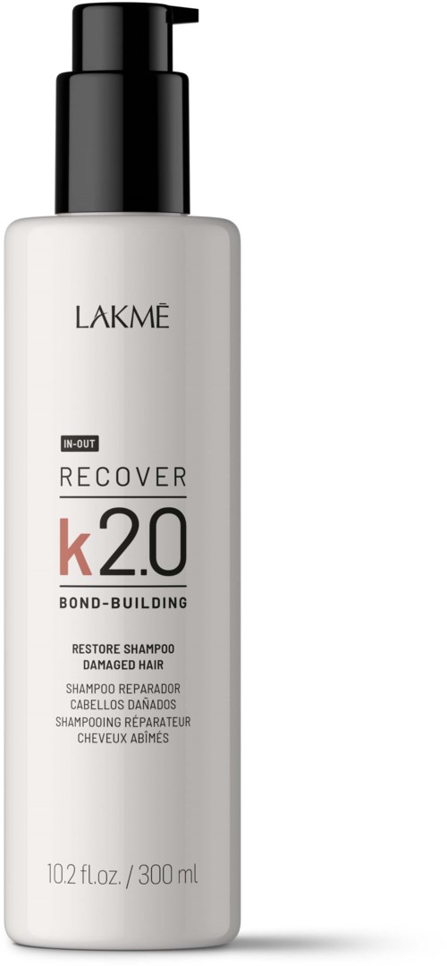 En hvit flaske med svart pumpe merket Lakme, for å reparere skadet hår. Den heter 'Recover K2.0' og er 300 ml.