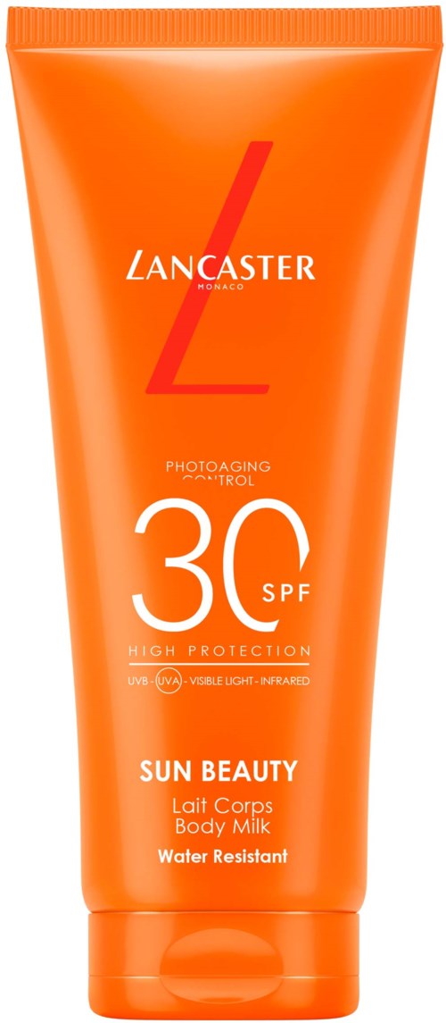 Een oranje zonnebrandcrème tube met label Lancaster Sun Beauty SPF 30, voor lichaam, waterbestendig, met hoge bescherming en fotoverouderingscontrole.