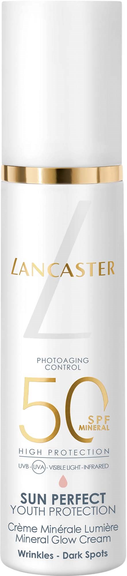 Lancaster solkrem med SPF 50 i en hvit pumpflaske med gulldetaljer.
