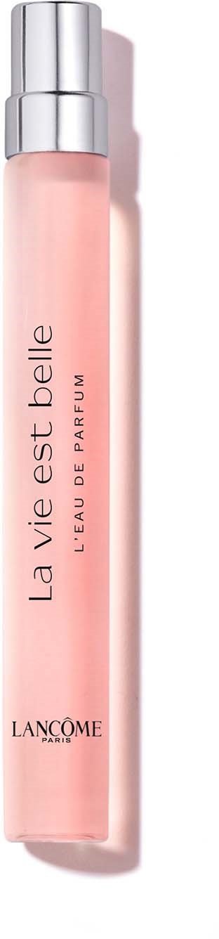 En lång, rosa parfymflaska med silverlock, märkt "La vie est belle" från Lancôme.