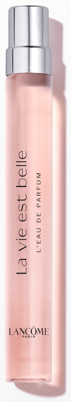 En lång rosa parfymflaska med silverlock, märkt 'La vie est belle' av Lancôme.