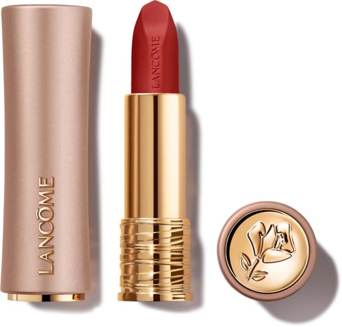 Punainen huul lipstick kultaisessa putkilossa ja kansi, pyöreässä kannessa logo. Elegantti ja kiiltävä muotoilu.
