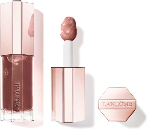 Ein rosa Lippenstift mit einem glänzenden Gehäuse, der Deckel ist ab, zeigt den Lippenstift.