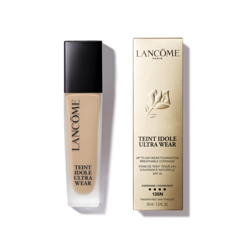 Lancôme Teint Idole Ultra Wear foundation and its box shown side by side.