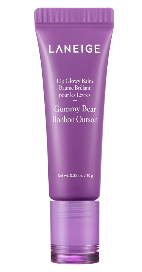 Een paarse tube van Laneige Lip Glow Balm met Gummy Bear-smaak, kleine maat en doorzichtige dop.