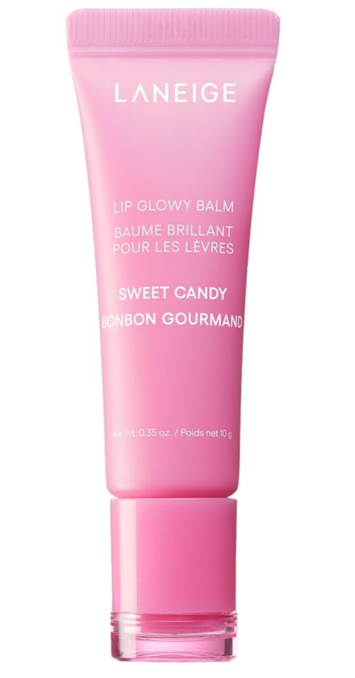 Een roze tube Laneige Lip Glowy Balm met de tekst "Sweet Candy."