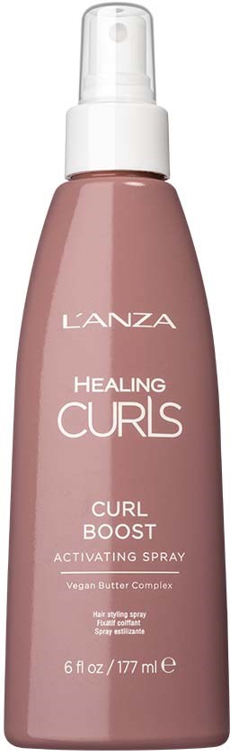 Een sprays fles met label 'L'ANZA HEALING CURLS CURL BOOST' met witte dop, roze body en tekst over het product.