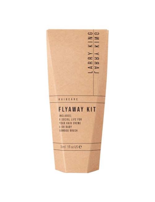 Braune Tube mit Aufschrift 'Flyaway Kit' für Haarpflege, enthält soziale Haarpflege, Haarkreation und Bambusbürste.