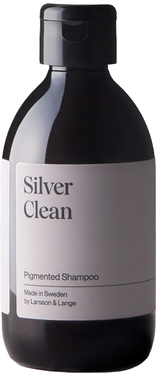 Een zwart flesje met een grijs label dat zegt Silver Clean Pigmented Shampoo, gemaakt in Zweden.