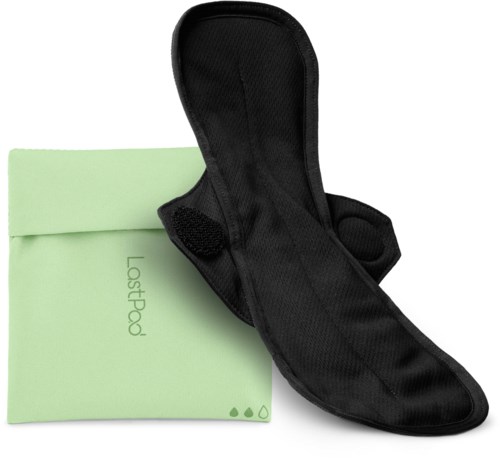 Ein schwarzes, gebogenes medizinisches Gerät mit einem Riemen neben einer grünen Verpackung mit der Aufschrift 'LostPod'.